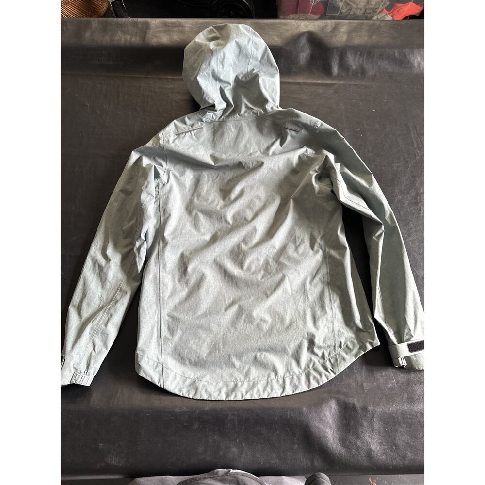 Chrome Industries Storm Cobra Jacket Women’s L Green Waterproof Cycling Jacket - Picture 12 of 13